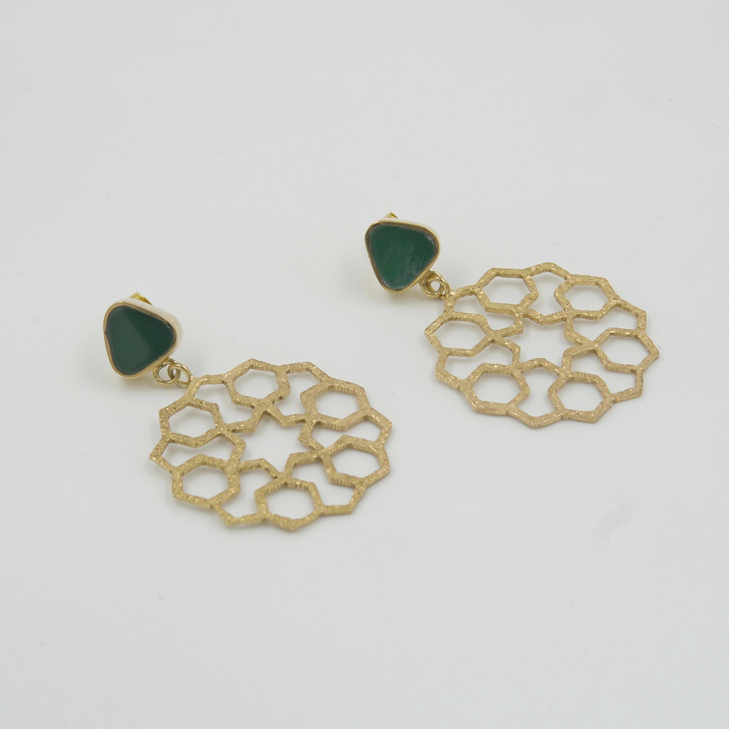 Green Triangle Green Agate Stud Earrings – 18K Gold-Plated Brass - Gemify